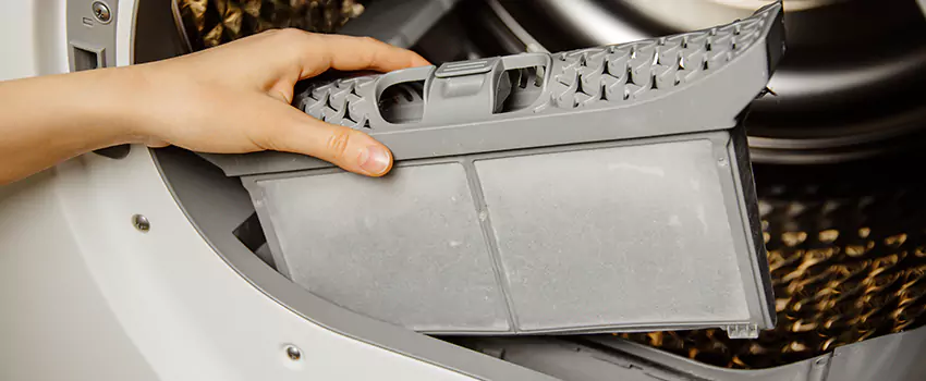 Signs Of A Clogged Dryer Lint Trap in Bethel Park, Pennsylvania